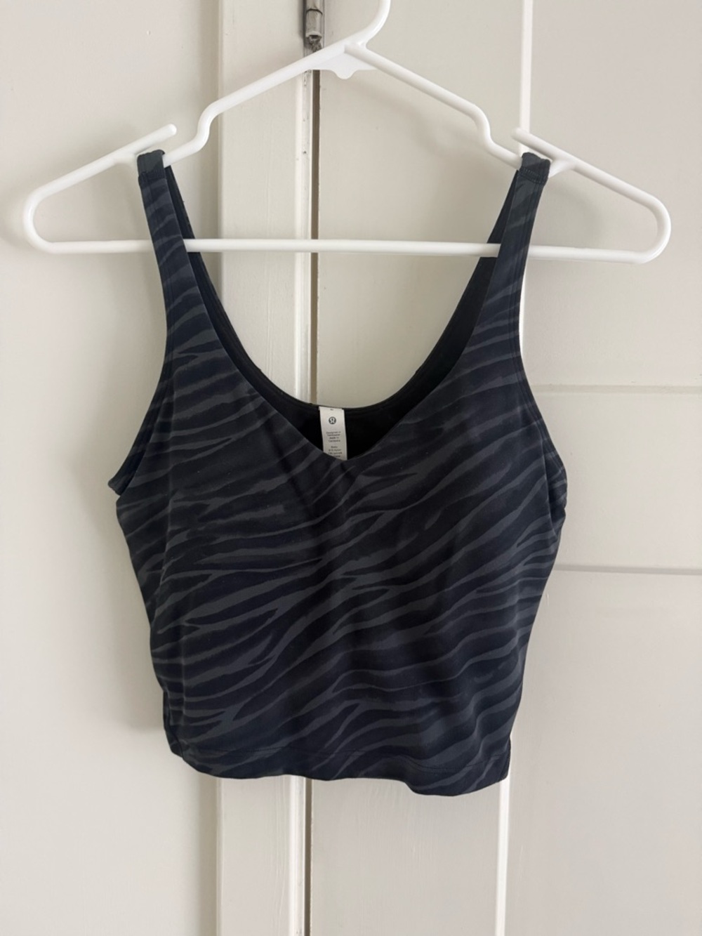 LULULEMON Women's Dark Gray Zebra Print Cropped Tank Top